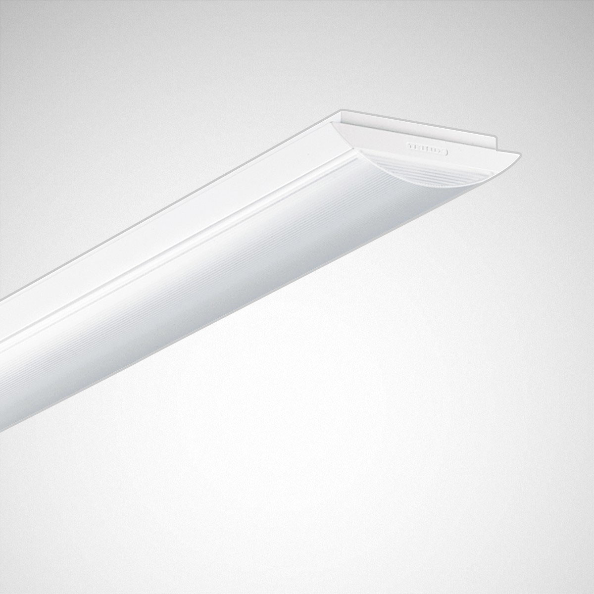 LED-Wannenleuchte 28W 4000K 3700lm ws Konv IP50 1194x212x70mm