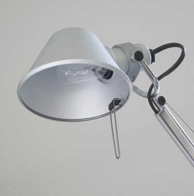 Schreibtisch 46W HV Tolomeo E14 alu 230V m.Schalt