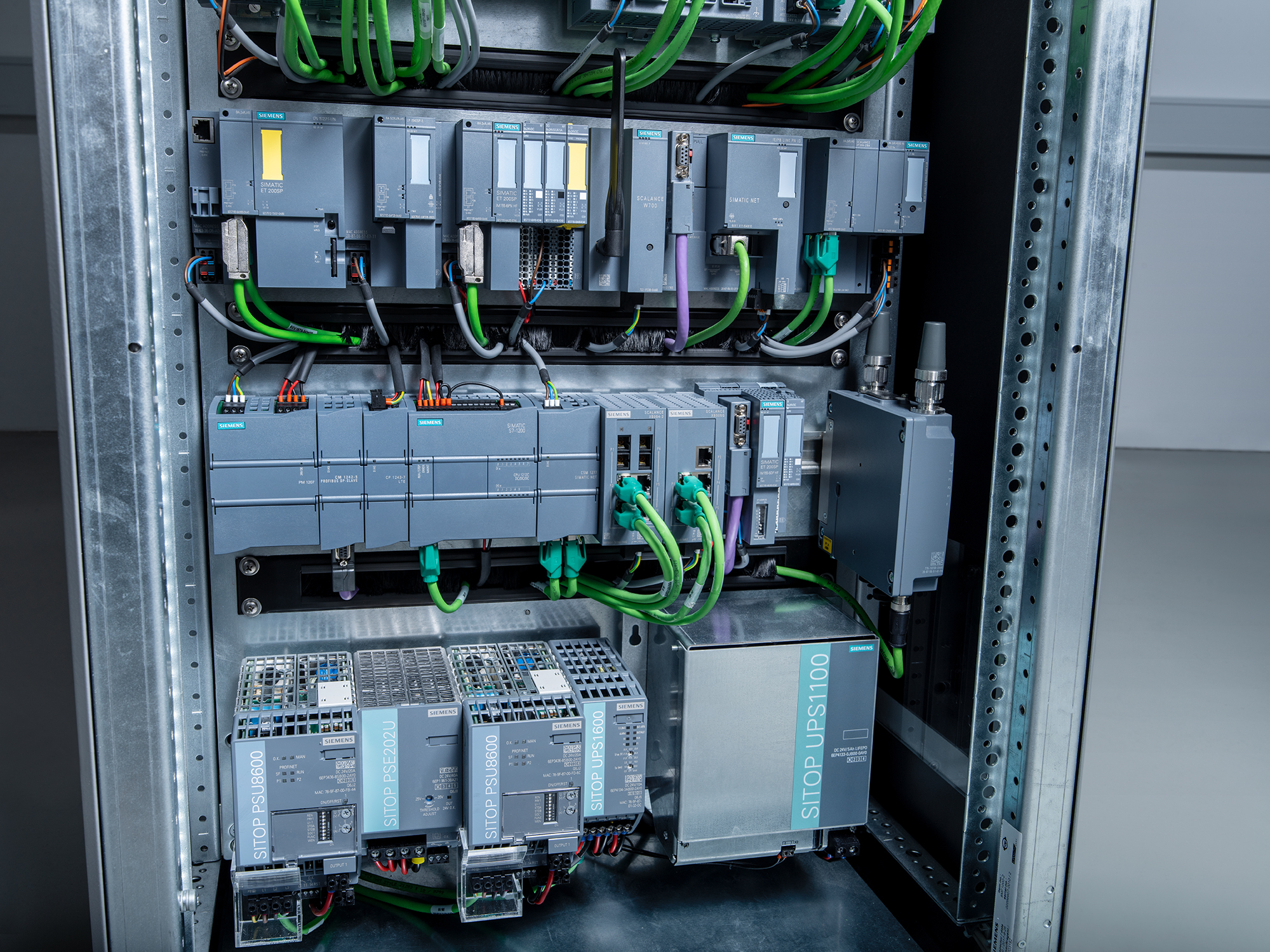 Gleichstromversorgung REG 24V 480W IP20 400VAC 20A f.Reiheneinb Kurzschlussf