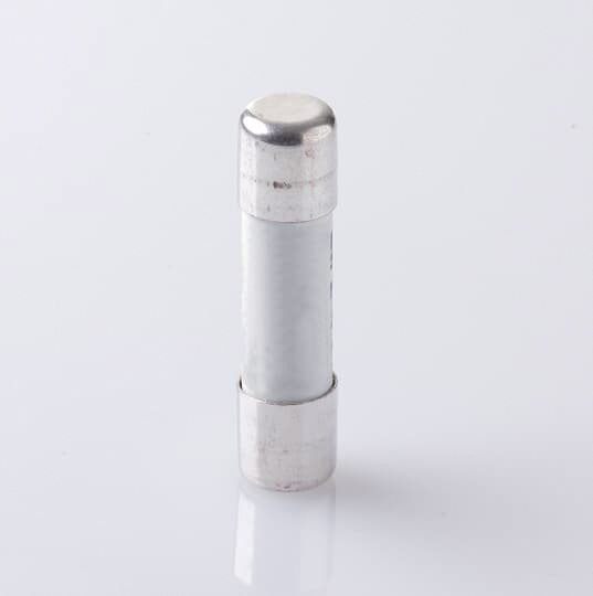 Keramiksicherung MT 8A 500V AC 10x38mm Keramik