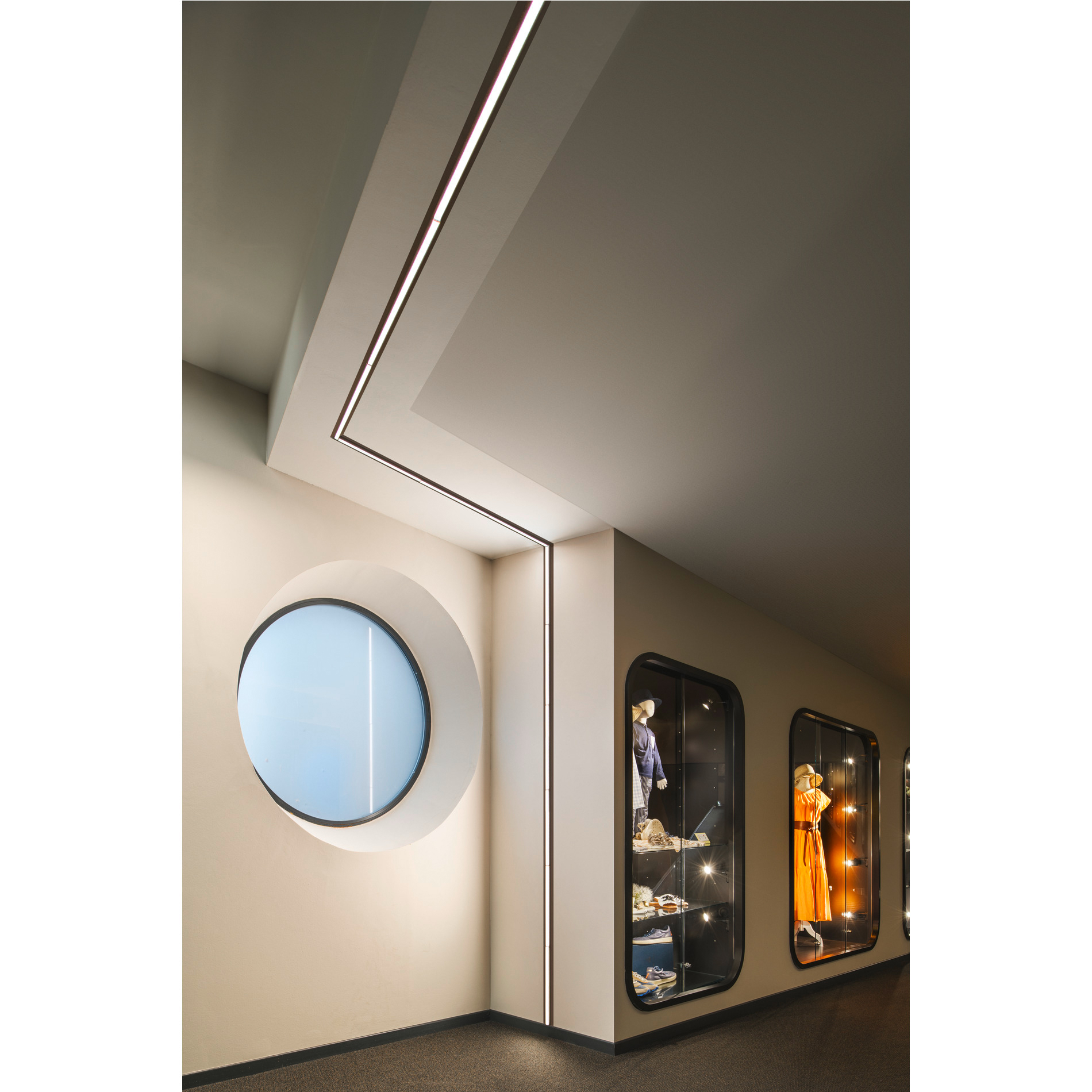 LED-Schienenstrahler 14W 3000K 1180lm sw Konv DALI Dimmung DALI 1LED Alu IP20 mt