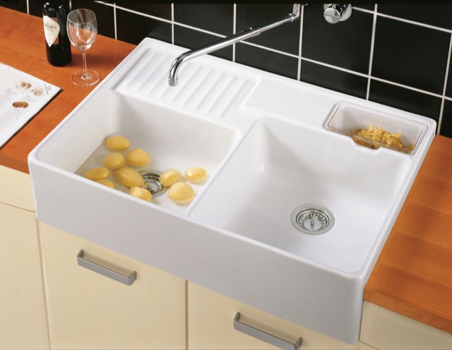 V&B Spülstein-Doppelbecken Resteschale, mit Ablaufgarnitur, Handbetätigung, crema CeramicPlus