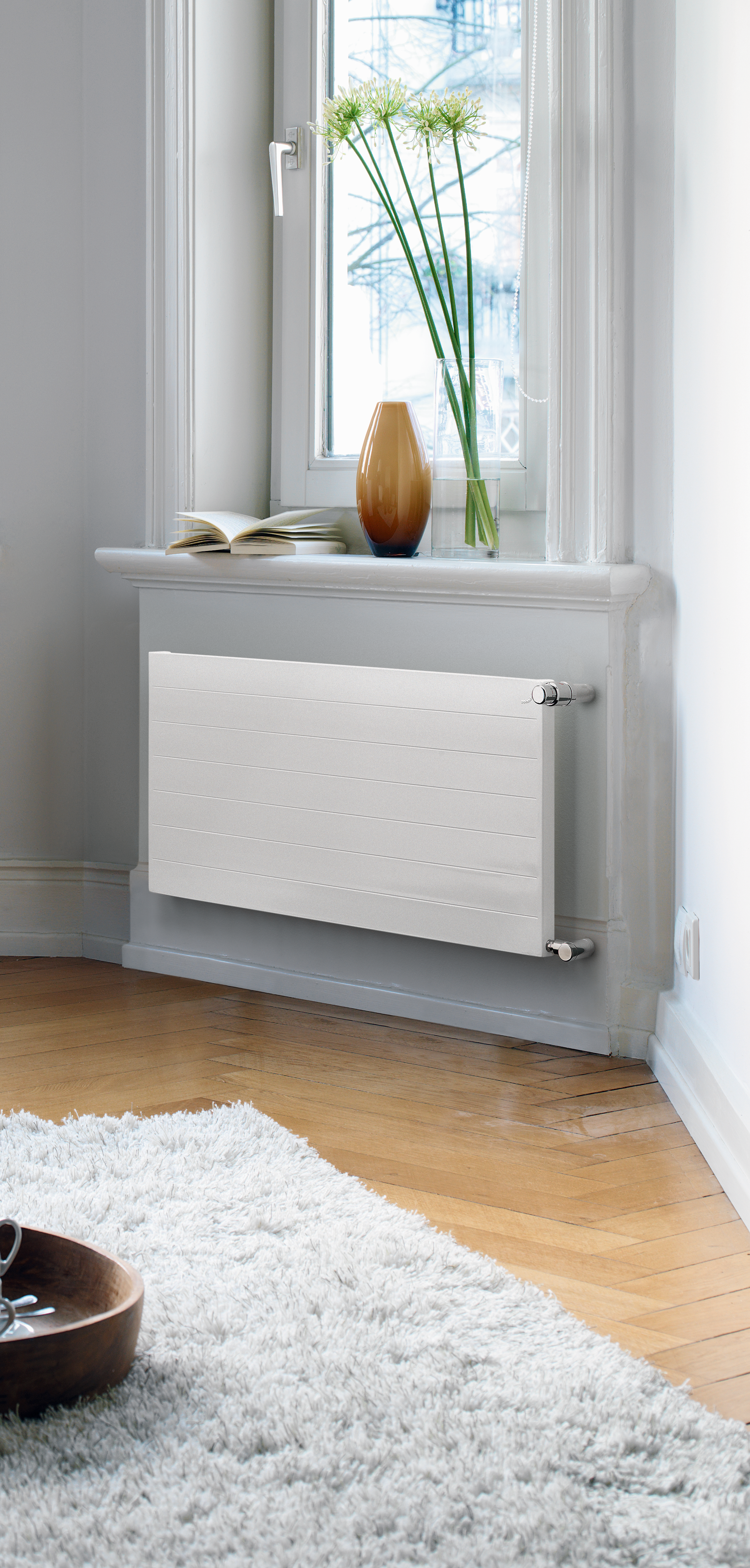 Zehnder Heizwand Radiapanel HL BH 630 mm, BL 1200 mm, Bautiefe 63mm, AB 1270, horizontal